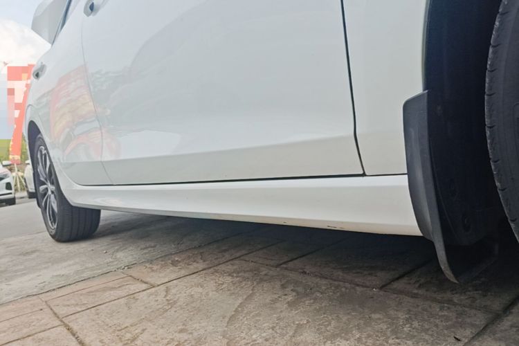 Used CHANGAN Eado 2022 PLUS Blue Whale NE 1.4T GDI DCT Flagship Edition Right Side Sill