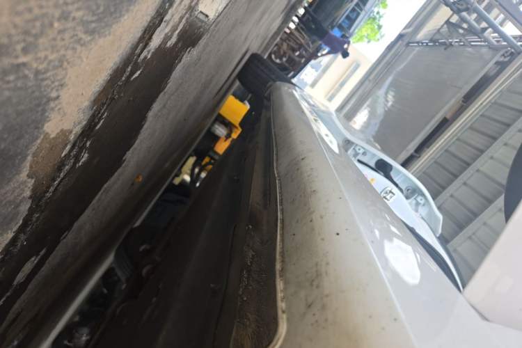 Used CHANGAN Eado 2022 PLUS 1.6L GDI CVT Luxury Model Right Side Sill