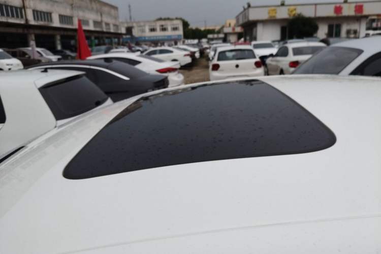 Used CHANGAN Eado 2022 PLUS Blue Whale NE 1.4T GDI DCT Prestige Edition Roof