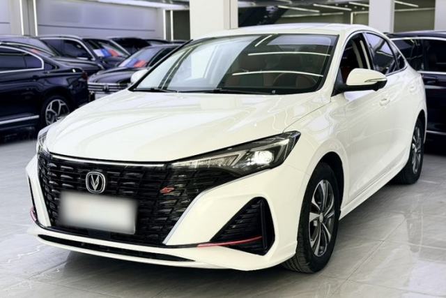 CHANGAN Eado 2022 PLUS Blue Whale NE 1.4T GDI DCT Prestige Edition d’occasion