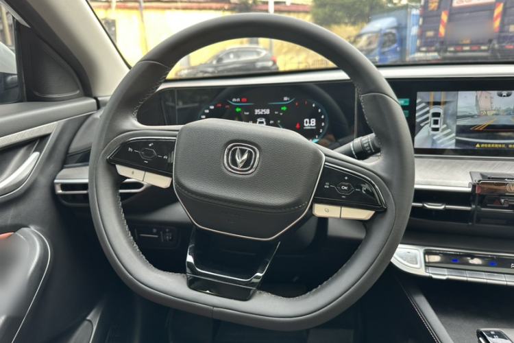 Used CHANGAN Eado 2022 PLUS Blue Whale NE 1.4T GDI DCT Prestige Edition Steering Wheel