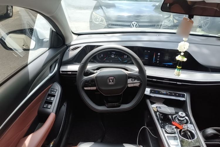 Used CHANGAN Eado 2022 PLUS Blue Whale NE 1.4T GDI DCT Prestige Edition Steering Wheel