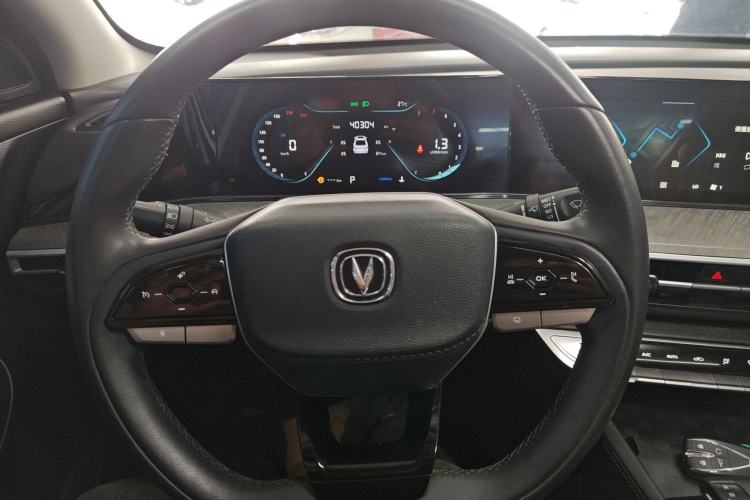 Used CHANGAN Eado 2022 PLUS Blue Whale NE 1.4T GDI DCT Prestige Edition Steering Wheel