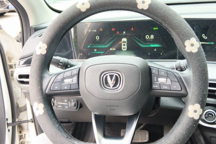 Used CHANGAN Eado 2022 PLUS Blue Whale NE 1.4T GDI DCT Flagship Edition Steering Wheel