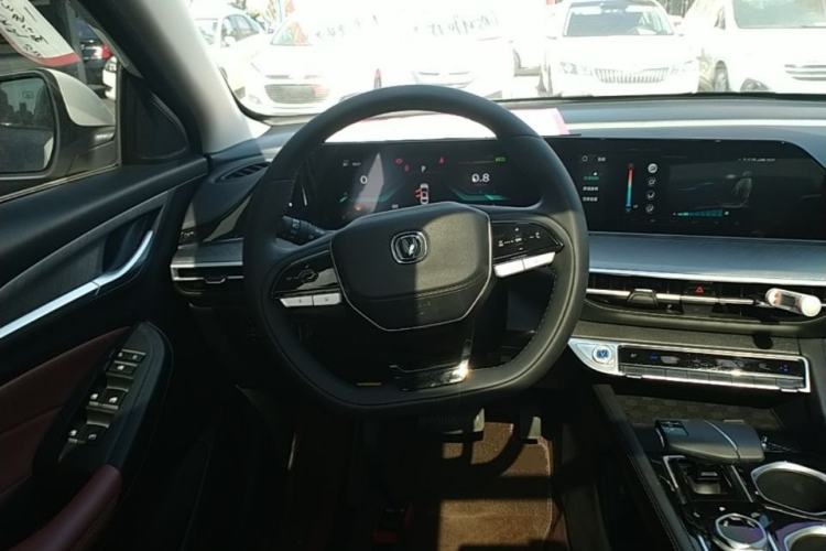 Used CHANGAN Eado 2022 PLUS Blue Whale NE 1.4T GDI DCT Flagship Edition Steering Wheel
