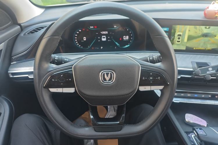 Used CHANGAN Eado 2022 PLUS Blue Whale NE 1.4T GDI DCT Prestige Edition Steering Wheel