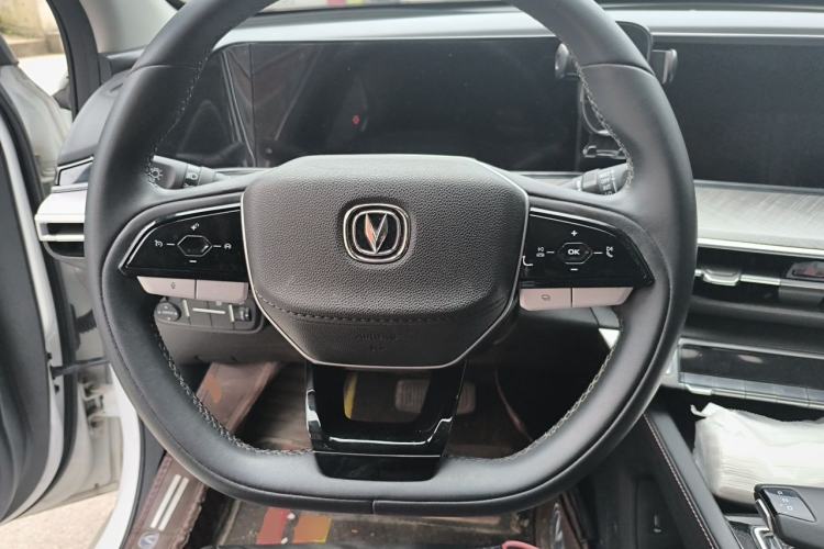 Used CHANGAN Eado 2022 PLUS Blue Whale NE 1.4T GDI DCT Prestige Edition Steering Wheel