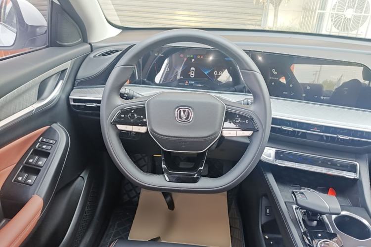 Used CHANGAN Eado 2022 PLUS Blue Whale NE 1.4T GDI DCT Flagship Edition Steering Wheel