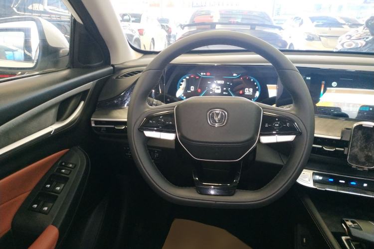 Used CHANGAN Eado 2022 PLUS Blue Whale NE 1.4T GDI DCT Prestige Edition Steering Wheel