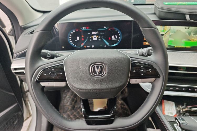 Used CHANGAN Eado 2022 PLUS Blue Whale NE 1.4T GDI DCT Prestige Edition Steering Wheel