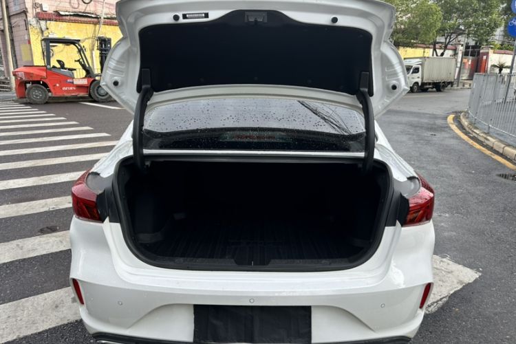 Used CHANGAN Eado 2022 PLUS Blue Whale NE 1.4T GDI DCT Prestige Edition Trunk