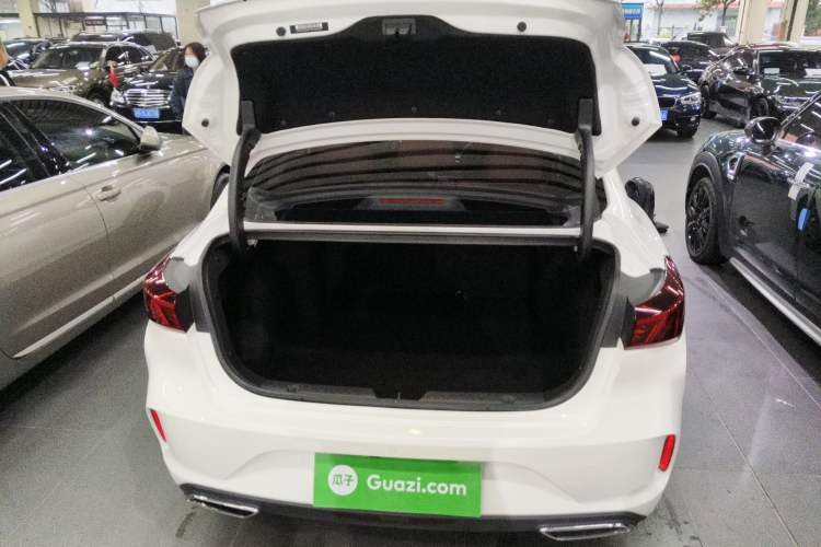 Used CHANGAN Eado 2022 PLUS Blue Whale NE 1.4T GDI DCT Prestige Edition Trunk