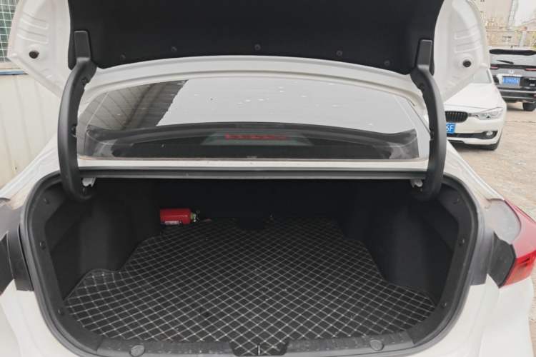 Used CHANGAN Eado 2022 PLUS Blue Whale NE 1.4T GDI DCT Prestige Edition Trunk