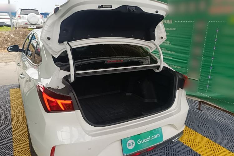 Used CHANGAN Eado 2022 PLUS 1.6L GDI CVT Luxury Model Trunk