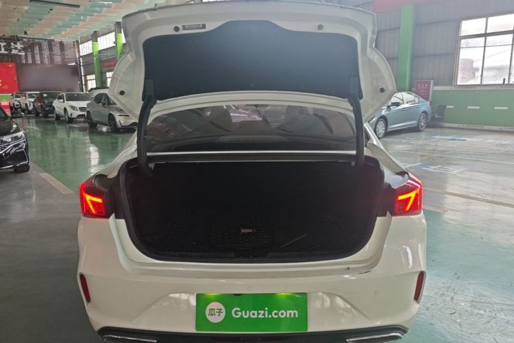 Used CHANGAN Eado 2022 PLUS Blue Whale NE 1.4T GDI DCT Flagship Edition Trunk