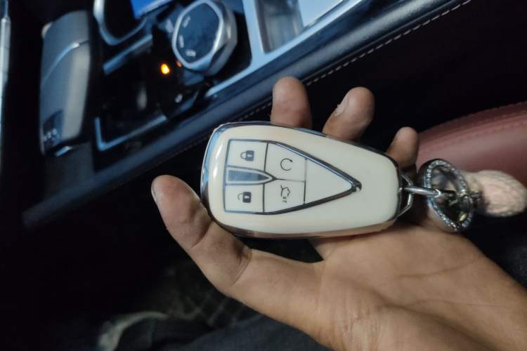 Used CHANGAN Eado 2022 PLUS Blue Whale NE 1.4T GDI DCT Prestige Edition Vehicle Key