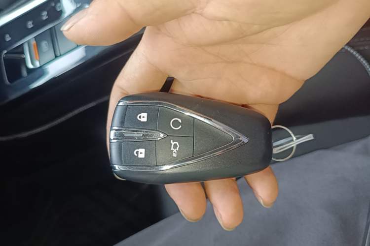 Used CHANGAN Eado 2022 PLUS 1.6L GDI CVT Luxury Model Vehicle Key