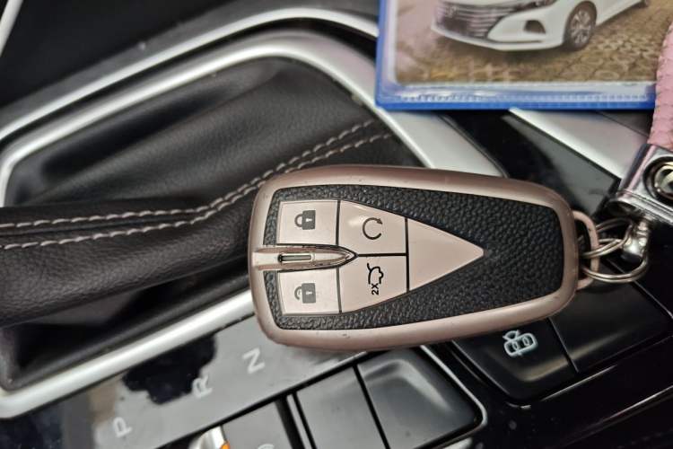 Used CHANGAN Eado 2022 PLUS 1.6L GDI CVT Luxury Model Vehicle Key
