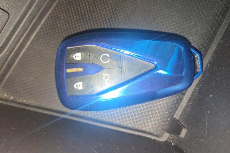 Used CHANGAN Eado 2022 PLUS 1.6L GDI CVT Luxury Model Vehicle Key