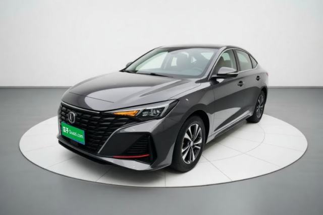 CHANGAN Eado 2023 Changan Edition PLUS Blue Whale NE 1.4T GDI DCT Prestige Version usado