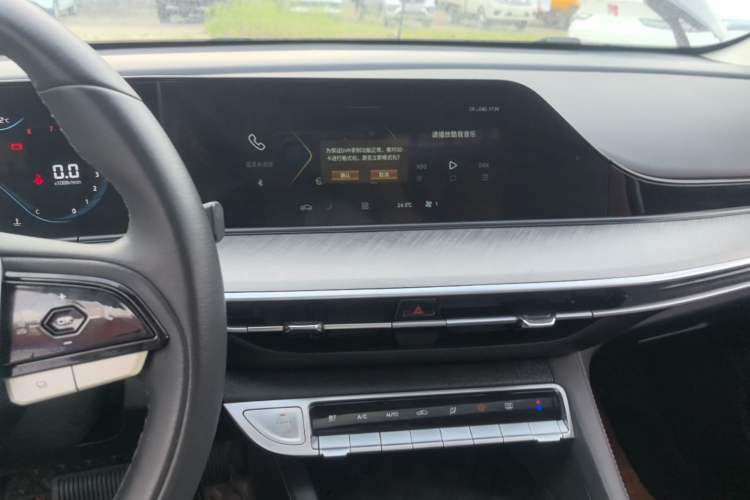 Used CHANGAN Eado 2023 Changan Edition PLUS Blue Whale NE 1.4T GDI DCT Prestige Version Audio And AC Panel