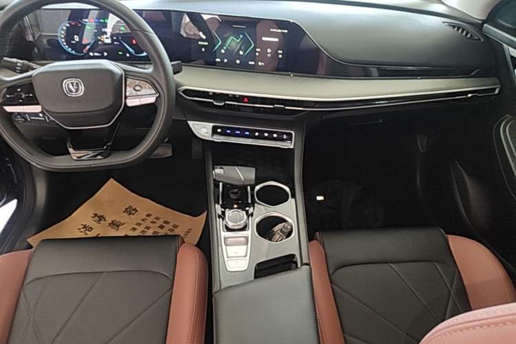 Used CHANGAN Eado 2023 Changan Edition PLUS Blue Whale NE 1.4T GDI DCT Prestige Version Audio And AC Panel