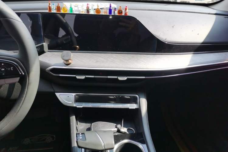 Used CHANGAN Eado 2023 Changan Edition PLUS Blue Whale NE 1.4T GDI DCT Prestige Version Audio And AC Panel