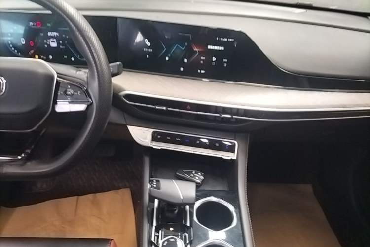 Used CHANGAN Eado 2023 Changan Edition PLUS Blue Whale NE 1.4T GDI DCT Prestige Version Audio And AC Panel