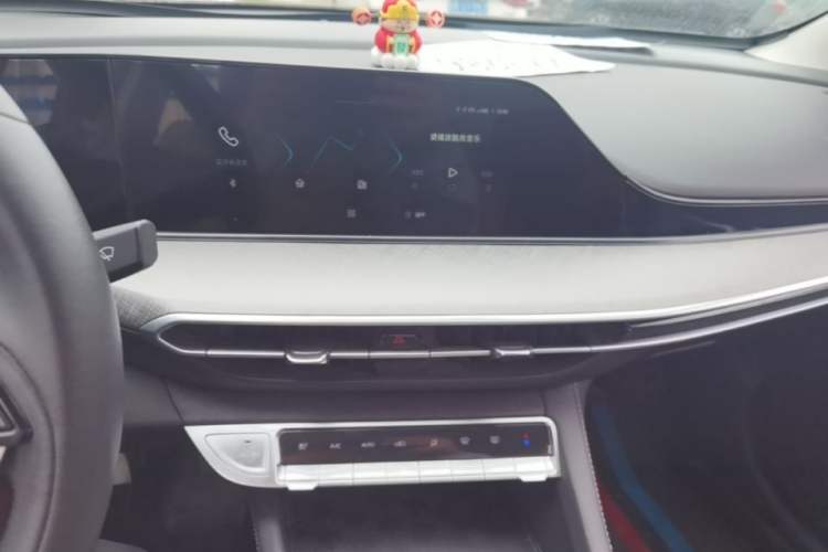 Used CHANGAN Eado 2023 Changan Edition PLUS Blue Whale NE 1.4T GDI DCT Prestige Version Audio And AC Panel