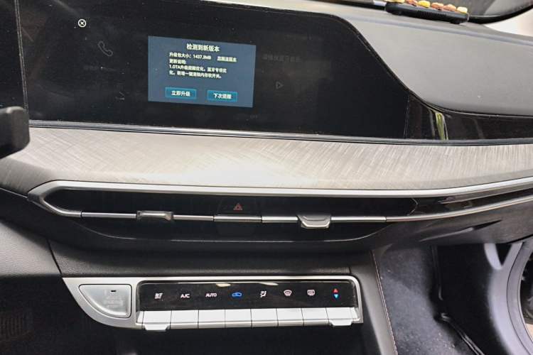 Used CHANGAN Eado 2023 Changan Edition PLUS Blue Whale NE 1.4T GDI DCT Prestige Version Audio And AC Panel