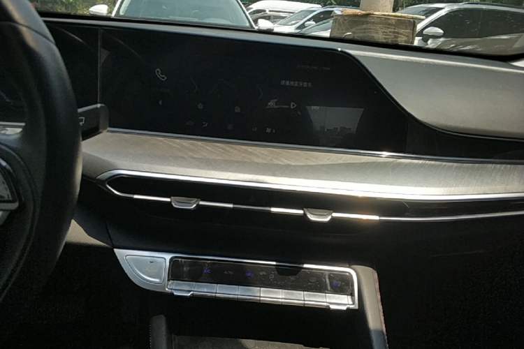 Used CHANGAN Eado 2023 Changan Edition PLUS Blue Whale NE 1.4T GDI DCT Prestige Version Audio And AC Panel