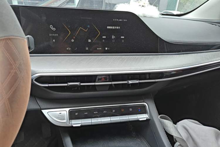 Used CHANGAN Eado 2023 Changan Edition PLUS Blue Whale NE 1.4T GDI DCT Prestige Version Audio And AC Panel