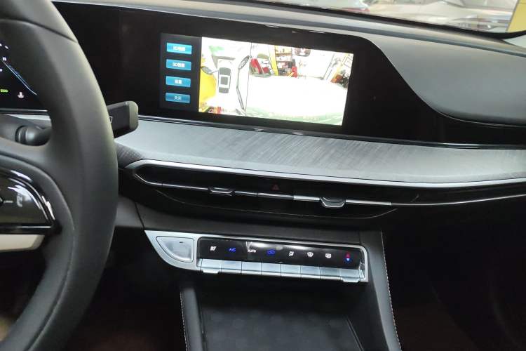 Used CHANGAN Eado 2023 Changan Edition PLUS Blue Whale NE 1.4T GDI DCT Prestige Version Audio And AC Panel