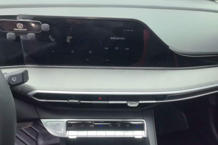 Used CHANGAN Eado 2023 Changan Edition PLUS Blue Whale NE 1.4T GDI DCT Prestige Version Audio And AC Panel