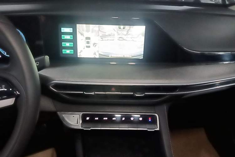 Used CHANGAN Eado 2023 Changan Edition PLUS Blue Whale NE 1.4T GDI DCT Prestige Version Audio And AC Panel