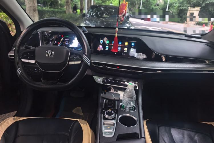 Used CHANGAN Eado 2023 Changan Edition PLUS Blue Whale NE 1.4T GDI DCT Prestige Version Center Console