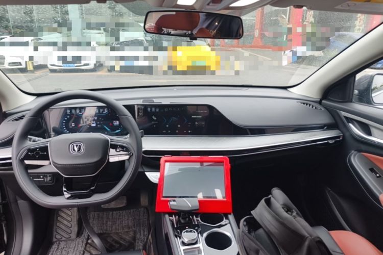 Used CHANGAN Eado 2023 Changan Edition PLUS Blue Whale NE 1.4T GDI DCT Prestige Version Center Console