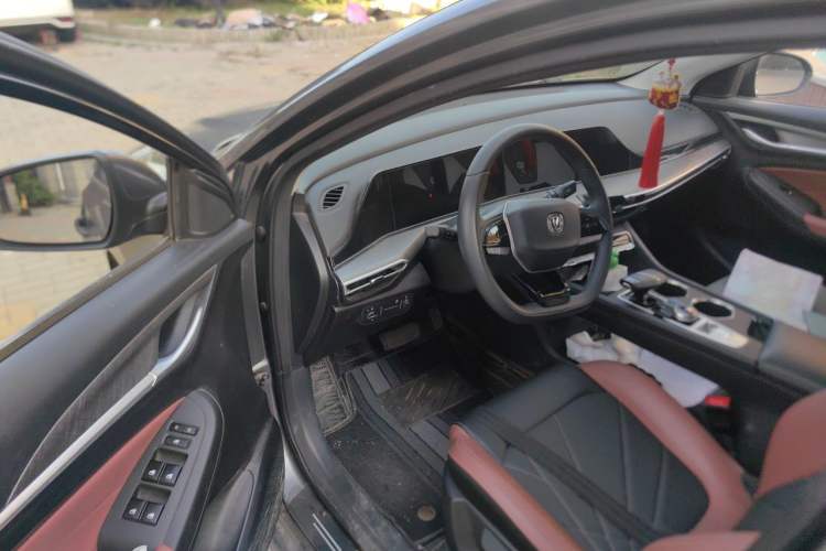 Used CHANGAN Eado 2023 Changan Edition PLUS Blue Whale NE 1.4T GDI DCT Prestige Version Driver Seat