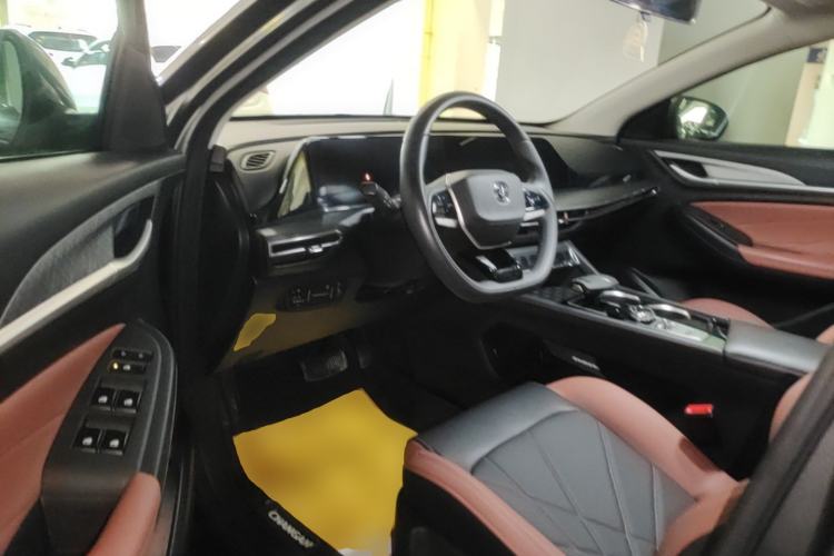 Used CHANGAN Eado 2023 Changan Edition PLUS Blue Whale NE 1.4T GDI DCT Prestige Version Driver Seat
