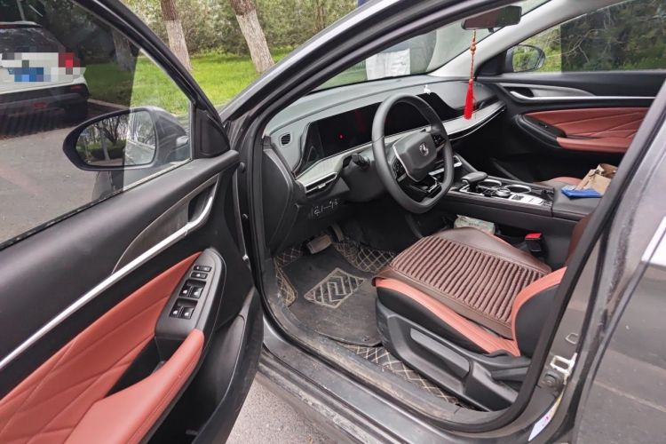 Used CHANGAN Eado 2023 Changan Edition PLUS Blue Whale NE 1.4T GDI DCT Prestige Version Driver Seat