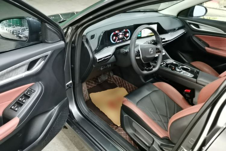 Used CHANGAN Eado 2023 Changan Edition PLUS Blue Whale NE 1.4T GDI DCT Prestige Version Driver Seat
