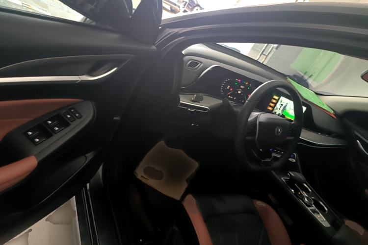 Used CHANGAN Eado 2023 Changan Edition PLUS Blue Whale NE 1.4T GDI DCT Prestige Version Driver Seat