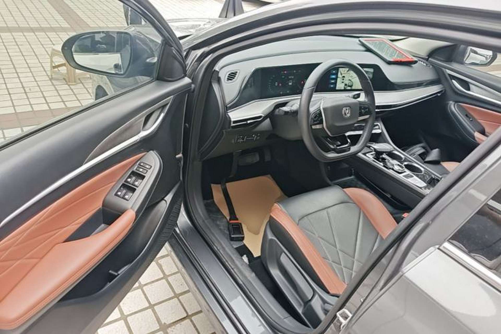Used CHANGAN Eado 2023 Changan Edition PLUS Blue Whale NE 1.4T GDI DCT Prestige Version Driver Seat