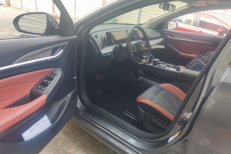 Used CHANGAN Eado 2023 Changan Edition PLUS Blue Whale NE 1.4T GDI DCT Prestige Version Driver Seat