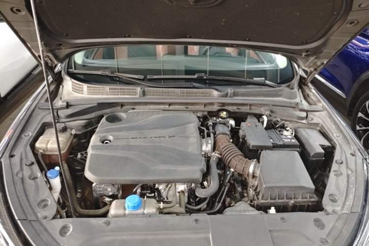 Used CHANGAN Eado 2023 Changan Edition PLUS Blue Whale NE 1.4T GDI DCT Prestige Version Engine Bay