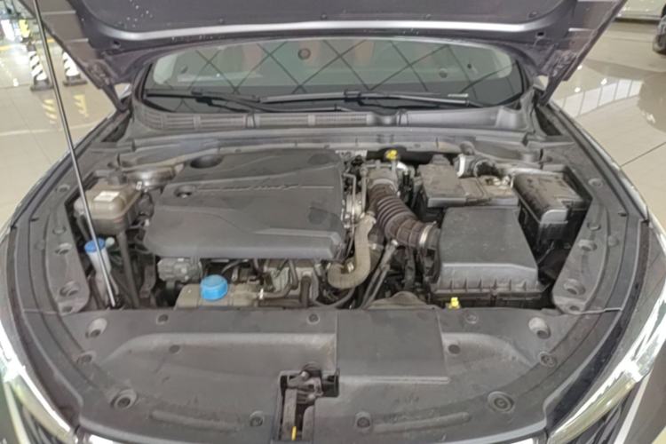 Used CHANGAN Eado 2023 Changan Edition PLUS Blue Whale NE 1.4T GDI DCT Prestige Version Engine Bay