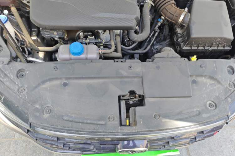 Used CHANGAN Eado 2023 Changan Edition PLUS Blue Whale NE 1.4T GDI DCT Prestige Version Engine Bay