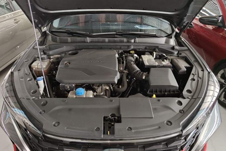 Used CHANGAN Eado 2023 Changan Edition PLUS Blue Whale NE 1.4T GDI DCT Prestige Version Engine Bay