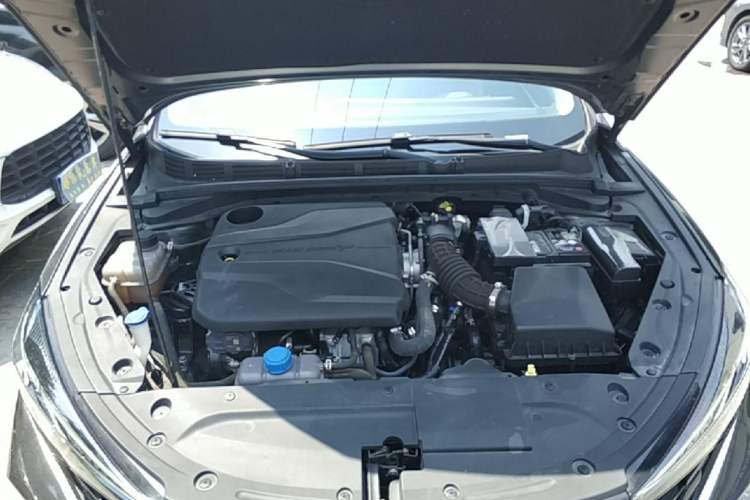 Used CHANGAN Eado 2023 Changan Edition PLUS Blue Whale NE 1.4T GDI DCT Prestige Version Engine Bay