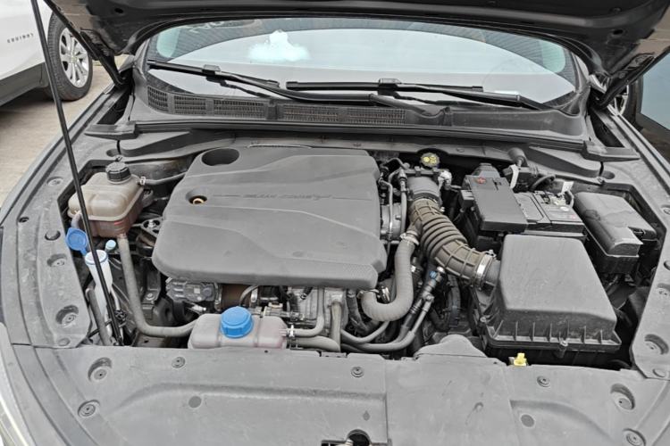 Used CHANGAN Eado 2023 Changan Edition PLUS Blue Whale NE 1.4T GDI DCT Prestige Version Engine Bay